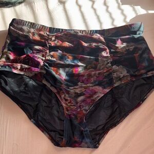 Torrid Floral High-Waisted Bikini Bottom Plus Size 3 Swim Women’s